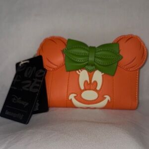Loungefly Disney Minnie Mouse Pumpkin Wallet Glow-in-the-dark